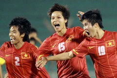 Tuyển nữ Việt Nam thắng lớn ngày ra quân. 