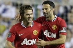 Owen và Giggs cùng nổ súng. (Nguồn: AP)
