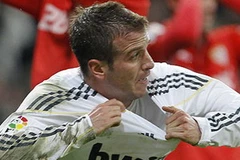 Van der Vaart buộc phải rời khỏi Real. (Nguồn: Reuters)