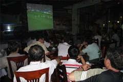 Công an sẽ giám sát chặt chẽ các tụ điểm xem bóng đá. (Ảnh minh họa. Nguồn: Internet)