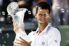 Novak Djokovic lần thứ 3 đang quang Miami Masters. (Nguồn: Reuters)