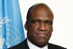 Đại sứ quốc đảo Antigua và Barbuda, ông John William Ashe. (Nguồn: ssc.undp.org)