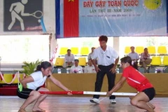 Trận đấu mở màn tại Giải đẩy gậy toàn quốc lần thứ 3 năm 2008. (Ảnh: Internet)