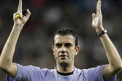 Trọng tài trận Bayern-Barca: Thần may mắn của Barca