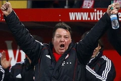 Louis van Gaal không giấu được niềm vui sau chiến thắng. (Nguồn: Reuters)