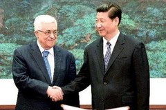 Chủ tịch nước Trung Quốc Tập Cận Bình hội đàm với Tổng thống Palestine Mahmoud Abbas. (Nguồn: THX/TTXVN)