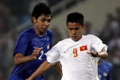 U23 Việt Nam (phải) từng thắng U23 Singapore 1-0 ở VFF Smartdoor Cup 2009. (Ảnh: TT&VH) 