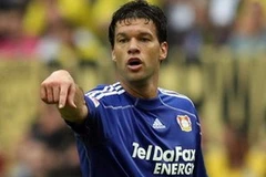 Ballack hiện chỉ muốn cống hiến cho Leverkusen. (Nguồn: Getty Images)