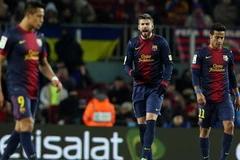 Barca bị đá bay khỏi tốp 4 thế giới, Chelsea số 1