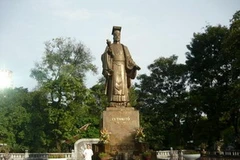 Tượng đài Lý Thái Tổ, nơi sẽ diễn ra Lễ dâng hương tưởng niệm vua Lý Thái Tổ. (Nguồn: Internet)