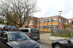 Đức sơ tán học sinh tại một trường trung học do bị đe dọa tấn công