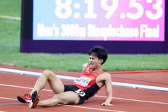 ASIAD: Va chướng ngại vật, kỷ lục gia điền kinh Việt Nam chấn thương