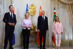 EU sẵn sàng huy động tới 900 triệu euro hỗ trợ kinh tế Tunisia