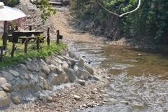 Đà Nẵng: Nguy cơ từ việc "bêtông hóa" tại điểm du lịch dọc bờ sông 