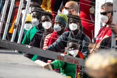 Italy đối mặt với tình trạng quá tải tiếp nhận người nhập cư