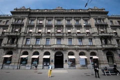 Chứng khoán châu Á giảm điểm do quan ngại về ngân hàng Mỹ, Thụy Sĩ