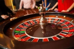 Muốn chơi casino người Việt phải có ít nhất 10 triệu đồng một tháng