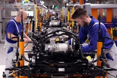 Doanh số bán ôtô của châu Âu thấp nhất trong 3 thập niên