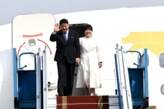 Tổng thống Mông Cổ đến Hà Nội, bắt đầu thăm cấp Nhà nước tới Việt Nam