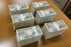 Nhật Bản đặt mục tiêu tăng lương tối thiểu bình quân thêm gần 50%