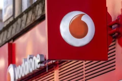 Vodafone-Hutchison đầu tư tạo ra một nhà mạng di động lớn nhất Anh