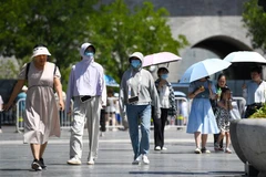 Trung Quốc ghi nhận mức nhiệt độ cao kỷ lục mới, vượt 52 độ C