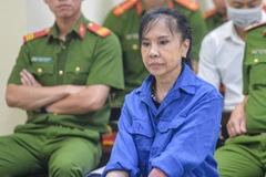 Bị cáo Nguyễn Ngọc Dung (tức Dung "Thà") tại phiên tòa. (Ảnh: TTXVN phát) 