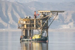 Ai Cập phát hiện nguồn dầu mỏ mới tại ngoài khơi Vịnh Suez