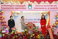 Trường Song ngữ Lào-Việt Nam Nguyễn Du khai giảng năm học mới