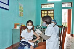 Việt Nam có thêm 12 ca mắc mới COVID-19, 3 bệnh nhân đang thở ôxy