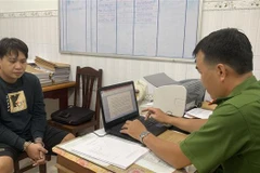 Tạm giữ hình sự đối tượng dùng dao gấp giết người do mâu thuẫn