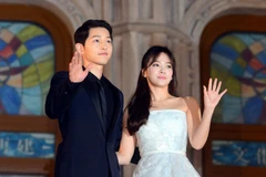 Kết có hậu cho Song Hye-kyo, Song Joong-ki sau 4 năm đường ai nấy đi