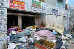TP. HCM: Rác thải sinh hoạt vứt tràn lan, gây ô nhiễm môi trường