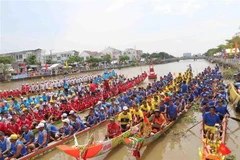 Giải đua Ghe ngo tỉnh Trà Vinh mừng Lễ hội Ok Om Bok năm 2022. (Ảnh: Phúc Sơn/TTXVN)