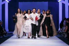 Bộ sưu tập Thu Đông dành cho những quý cô Hà thành thanh lịch