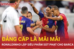 Ronaldinho sút phạt tuyệt đỉnh trong trận El Clasico khiến triệu fan trầm trồ