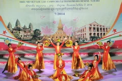 Xây dựng chiến lược văn hóa đối ngoại Việt Nam đến năm 2020