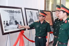 Trưng bày hơn 500 kỷ vật Trường Sơn và tài liệu chiến tranh 