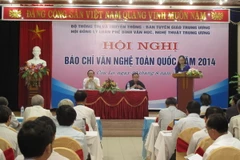Báo chí văn nghệ phát triển, đổi mới nhưng còn nhiều hạn chế