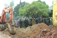 Thi công tại Quốc lộ 1A đoạn qua thôn 1 xã Cẩm Huy, huyện Cẩm Xuyên, Hà Tĩnh. (Nguồn: Camxuyen.gov.vn)