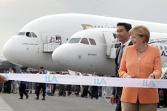 Khai mạc triển lãm hàng không, vũ trụ lớn nhất thế giới