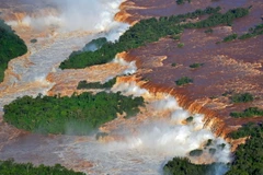 [Photo] Argentina cảnh báo lũ lụt do nước sông Parana tràn bờ