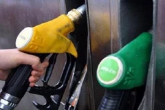 Giá dầu Mỹ giảm xuống mức thấp nhất trong vòng sáu tháng