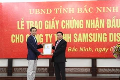 Bắc Ninh trao chứng nhận đầu tư 1 tỷ USD cho Samsung Display