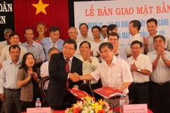 Phú Yên bàn giao đất cho chủ đầu tư dự án Vũng Rô