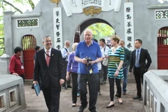 Chủ tịch Thượng viện Mỹ kết thúc chuyến thăm Việt Nam