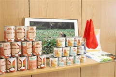 Một số mặt hàng chất lượng cao của Việt Nam được giới thiệu với người tiêu dùng tại "Tuần lễ hàng hóa và ẩm thực Việt Nam tại Anh năm 2022”. (Ảnh: Đình Thư/TTXVN)