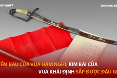 Bản tin 60s: Sắp đấu giá kiếm báu của vua Hàm Nghi, kim bài của vua Khải Định