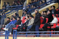 Ông Lê Thụy Hải bị đuổi lên khán đài ở trận gặp HP.HN hôm 25/1 (Nguồn: VTC)