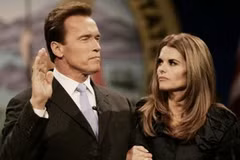 Ông Schwarzenegger và vợ trong lễ tuyên thệ nhậm chức Thống đốc năm 2006 (Nguồn: LA Times).
